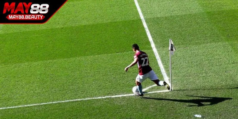 Phân tích lối chơi của hai đội