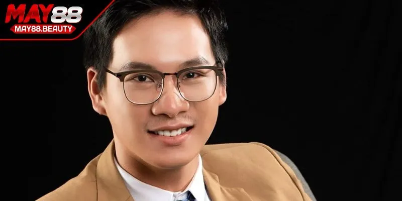 Tiểu sử CEO Hoàng Kim Phú